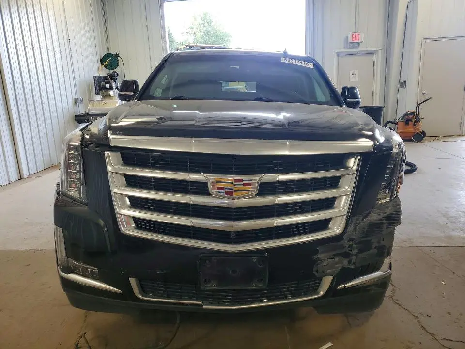 2017 CADILLAC ESCALADE ESV LUXURY  