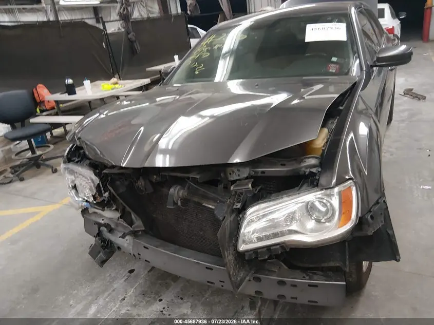 2013 CHRYSLER 300 MOTOWN