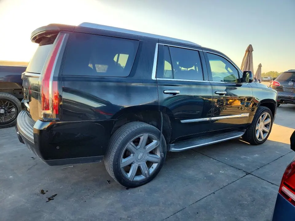 2017 CADILLAC ESCALADE PREMIUM LUXURY  