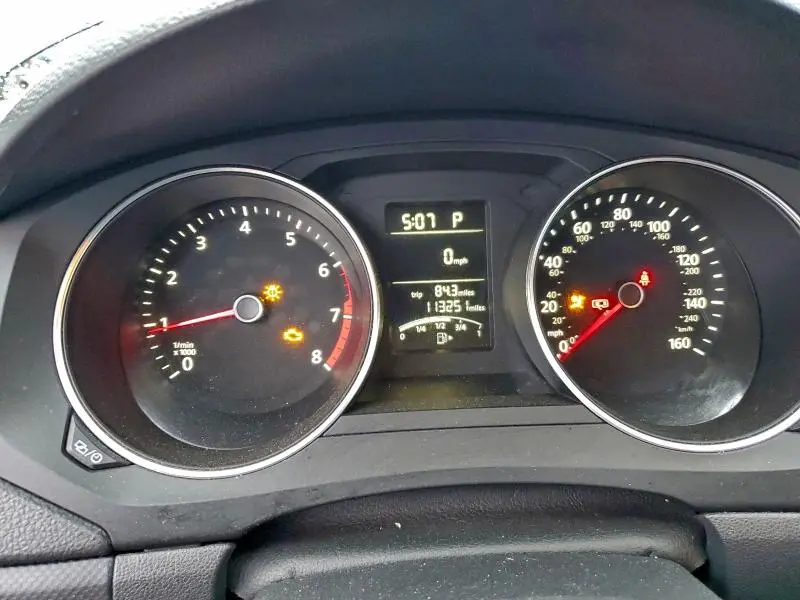 2015 VOLKSWAGEN JETTA BASE  