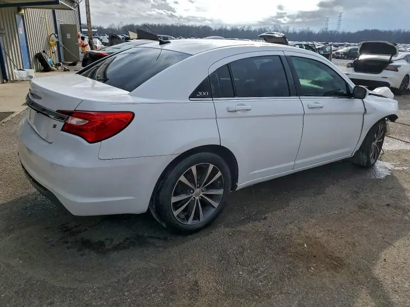 2014 CHRYSLER 200 LIMITED  