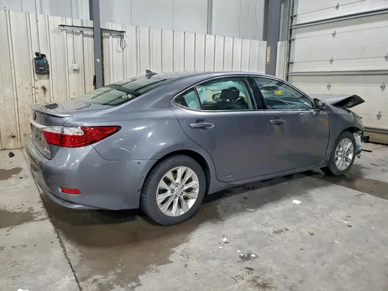 2014 LEXUS ES 300H  