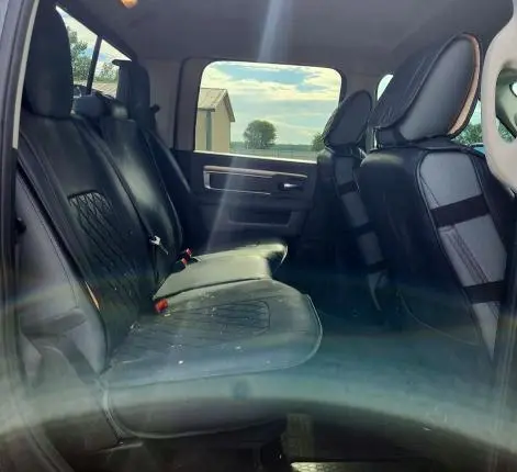 2017 RAM 1500 SLT  