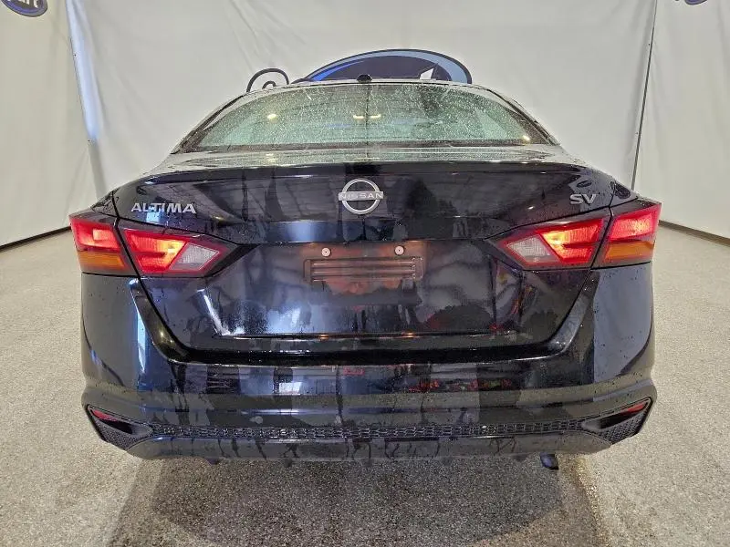 2023 NISSAN ALTIMA SV  