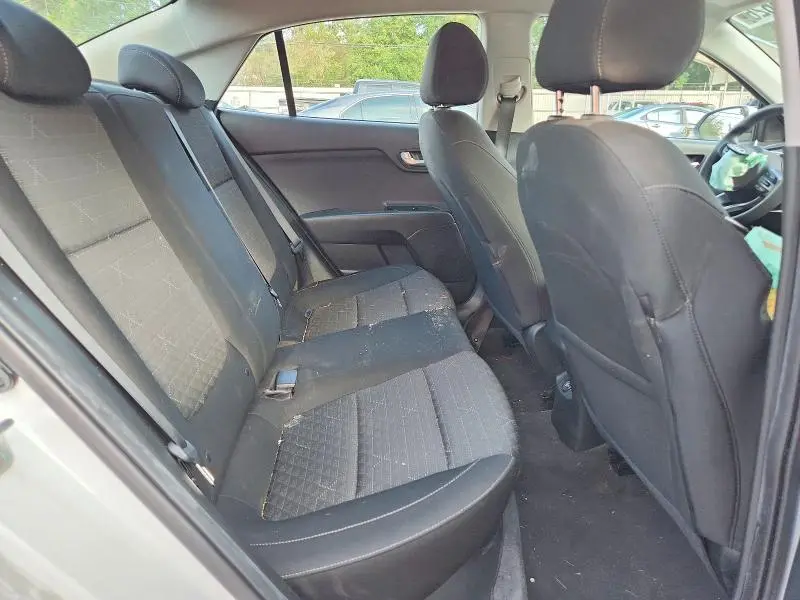 2021 KIA RIO S  