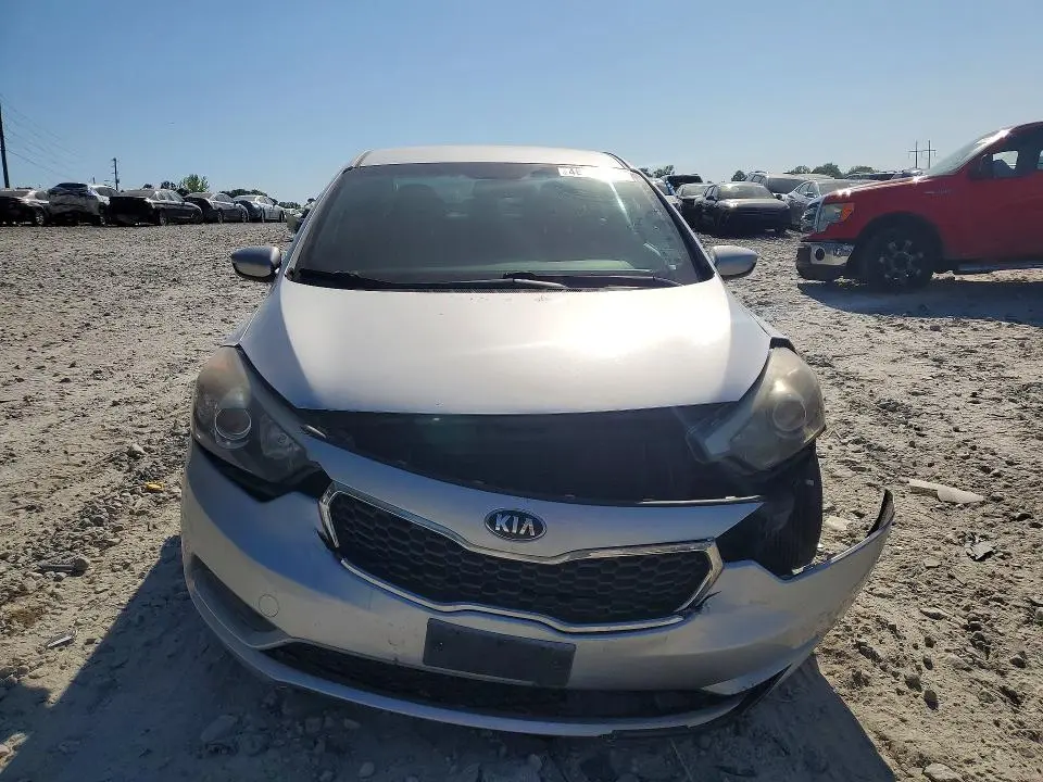 2015 KIA FORTE LX  