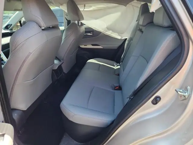 2024 TOYOTA VENZA LE  