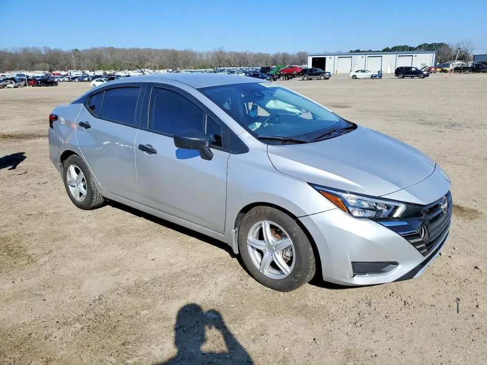 2025 NISSAN VERSA S  