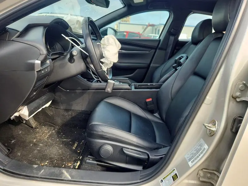 2024 MAZDA 3 SELECT SPORT  