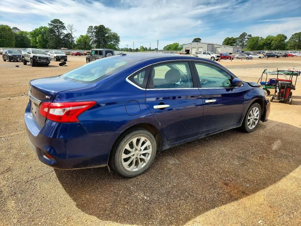 2019 NISSAN SENTRA SV  