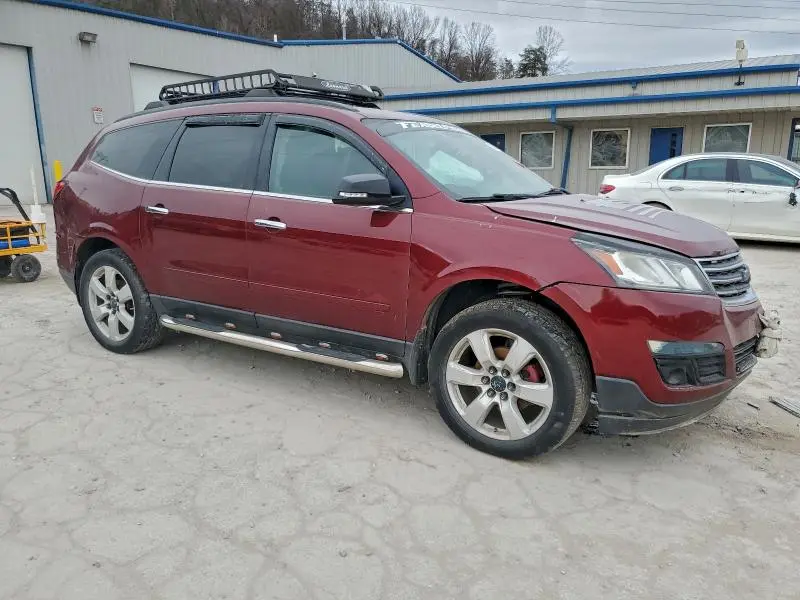 2017 CHEVROLET TRAVERSE LT  