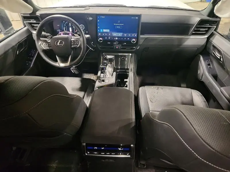 2024 LEXUS GX   