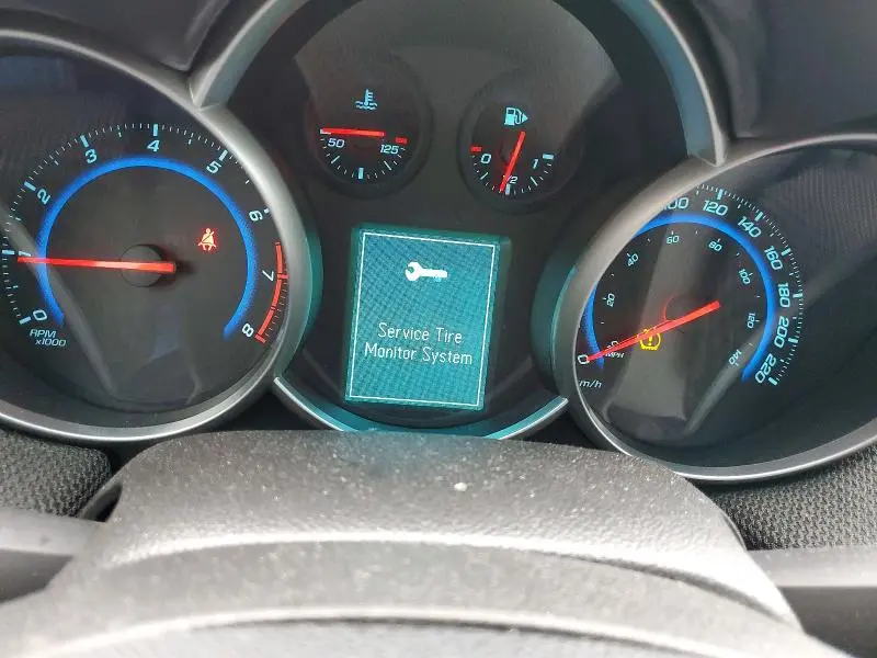 2015 CHEVROLET CRUZE LT  