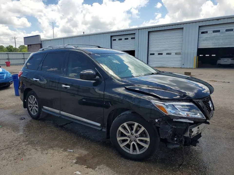 2015 NISSAN PATHFINDER SL  