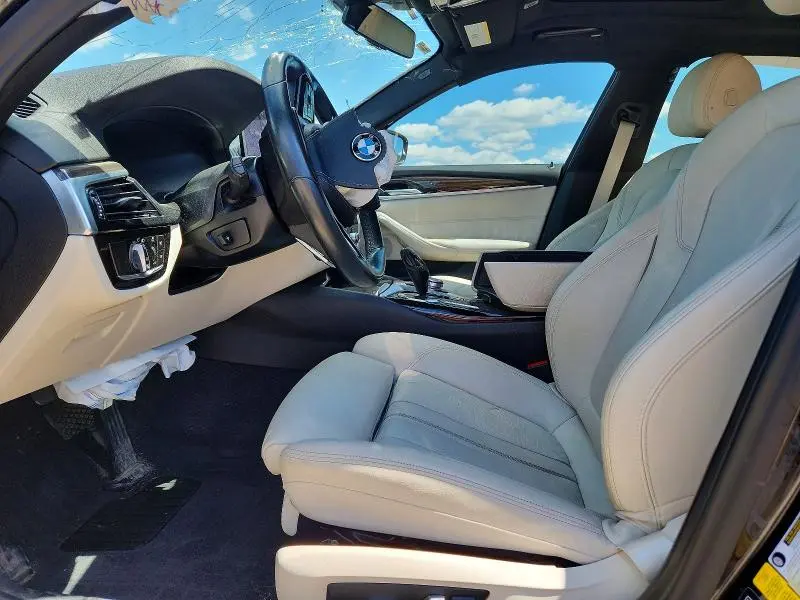 2021 BMW 530 XI  