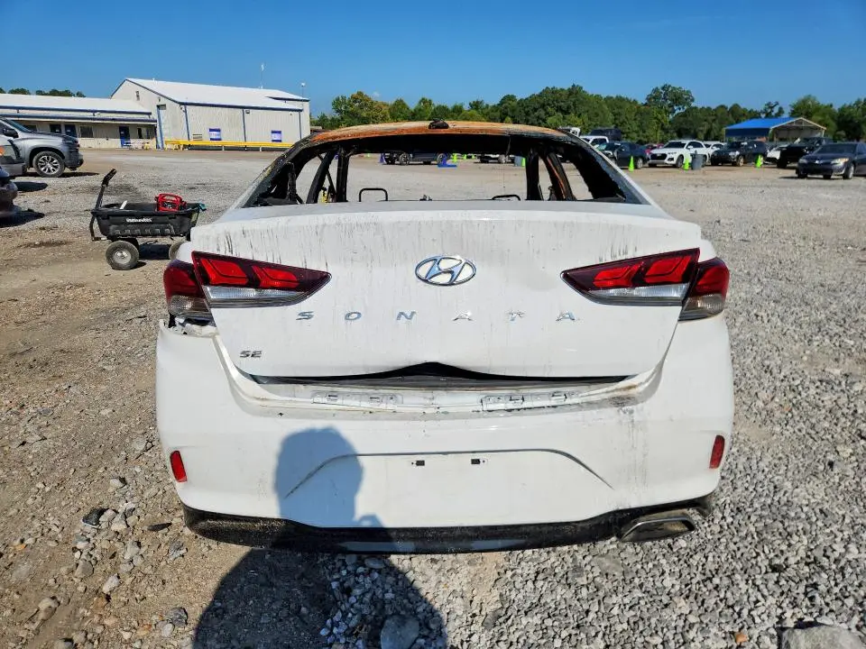 2019 HYUNDAI SONATA SE  