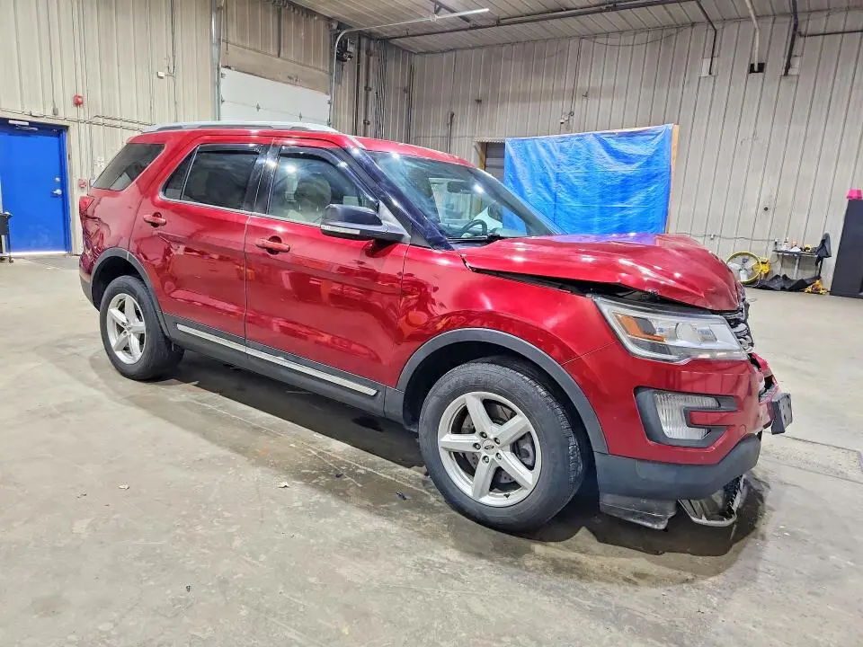 2017 FORD EXPLORER XLT  