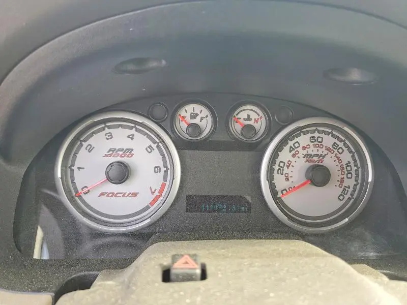 2010 FORD FOCUS SE  