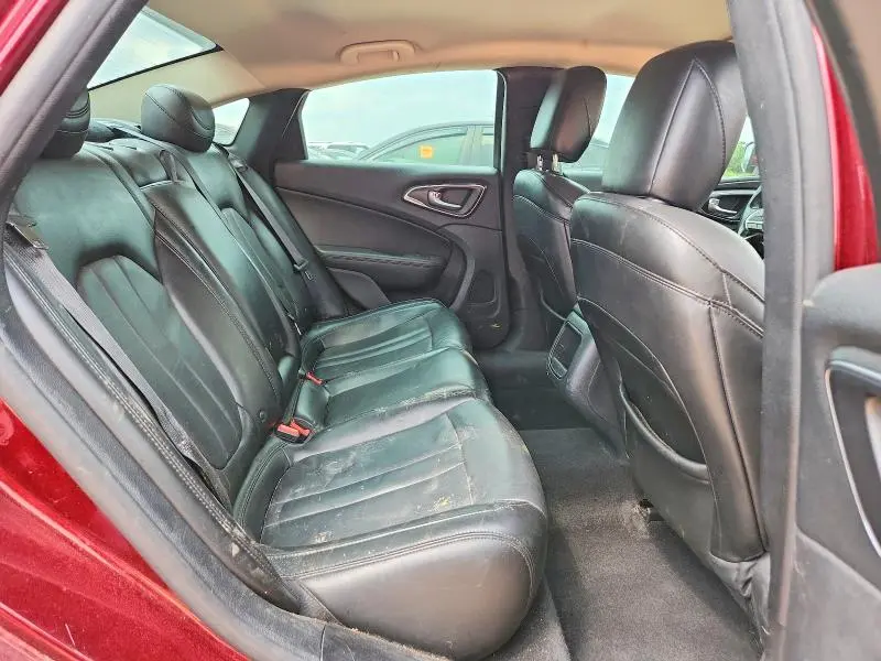 2016 CHRYSLER 200 LIMITED  