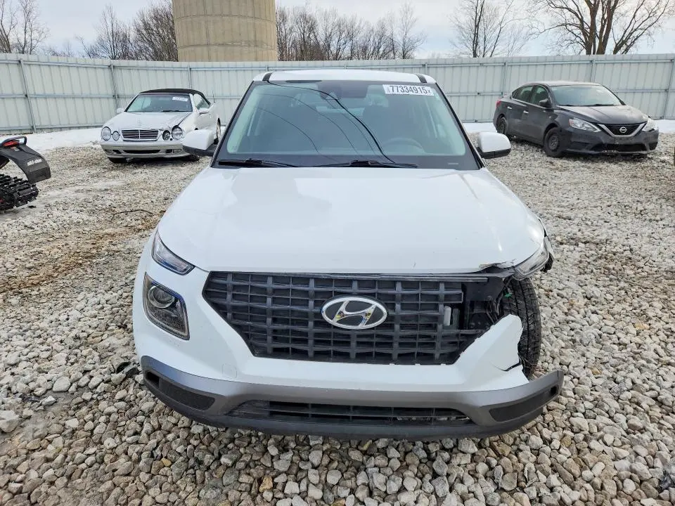 2021 HYUNDAI VENUE SE  