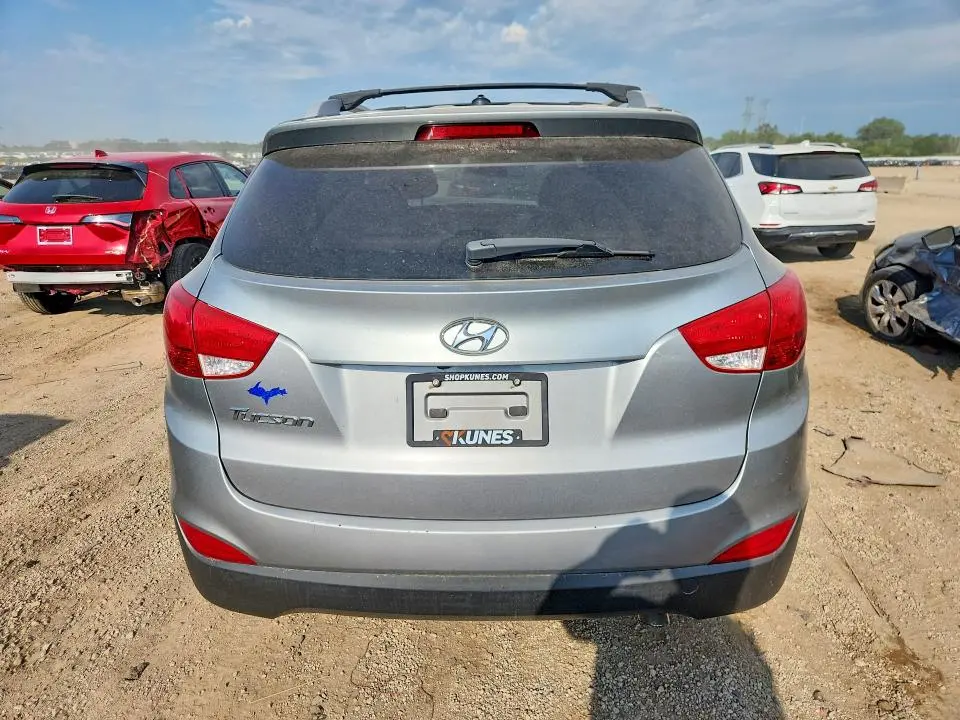 2014 HYUNDAI TUCSON SE  