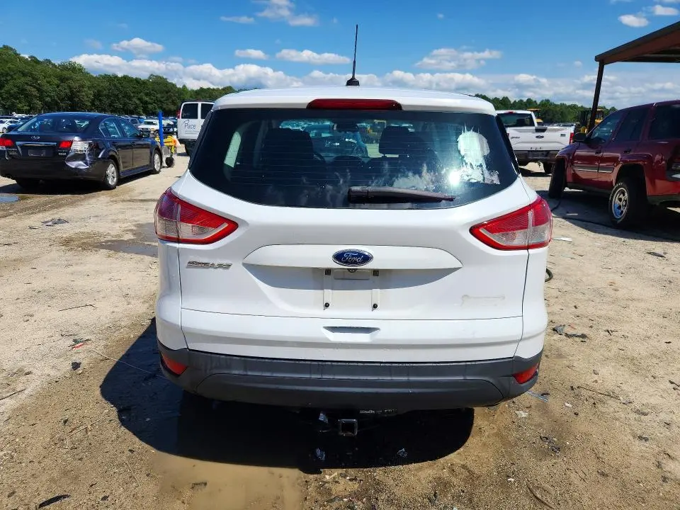 2016 FORD ESCAPE S  