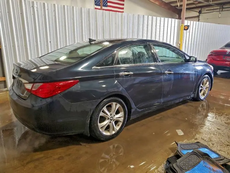 2013 HYUNDAI SONATA SE  