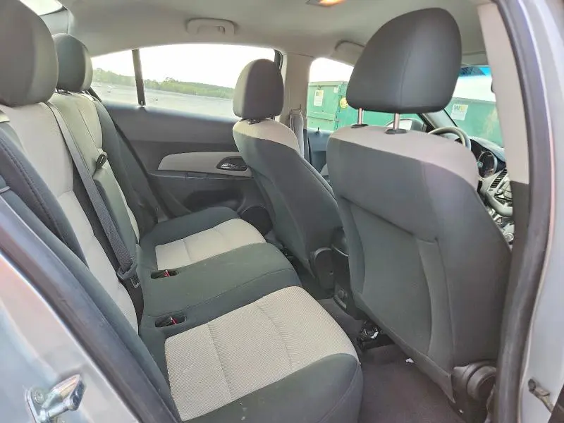 2012 CHEVROLET CRUZE LS  
