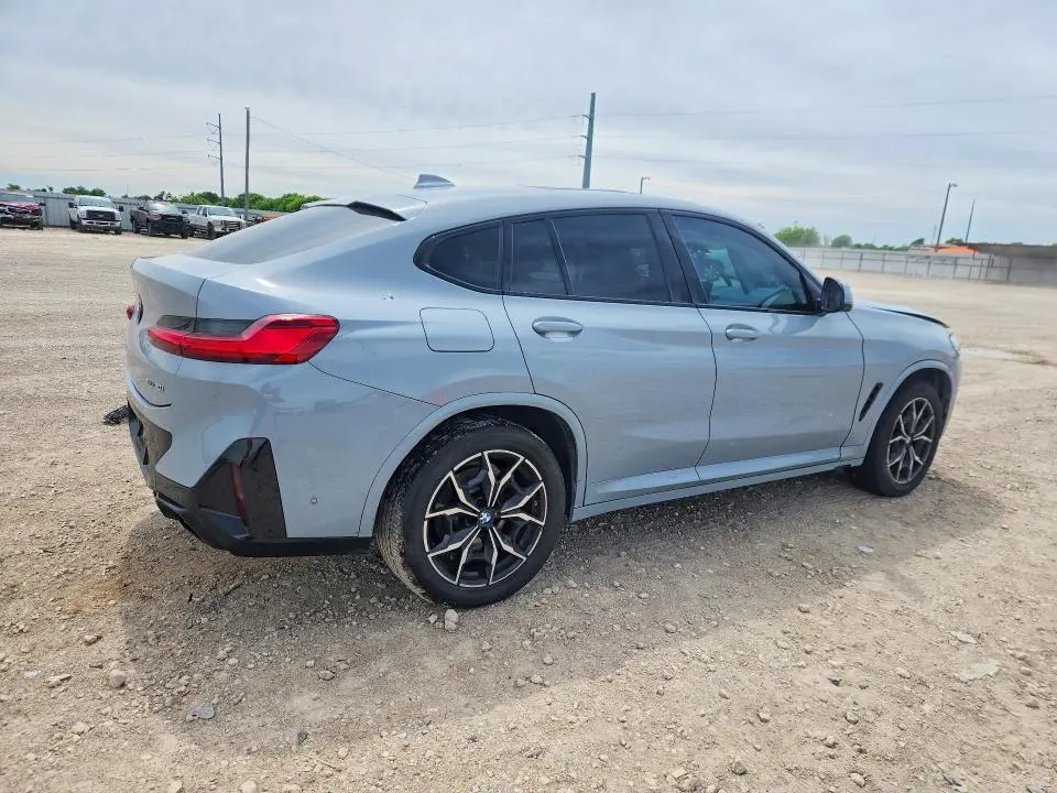 2024 BMW X4 XDRIVE30I  