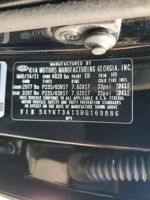 2011 KIA SORENTO LX  
