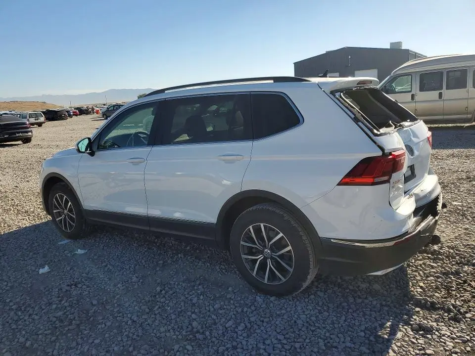 2020 VOLKSWAGEN TIGUAN SE  