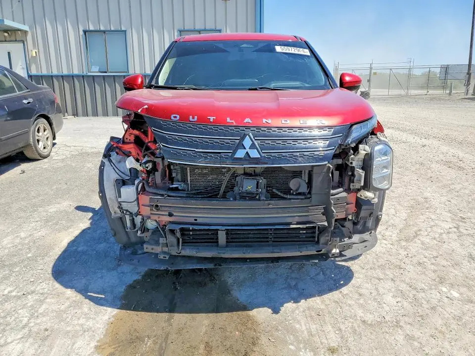 2022 MITSUBISHI OUTLANDER SE  