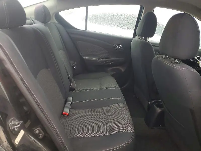 2015 NISSAN VERSA 1.6 SL  