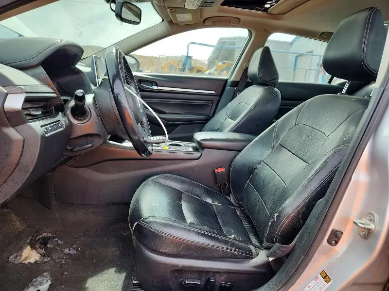 2020 NISSAN ALTIMA SL  