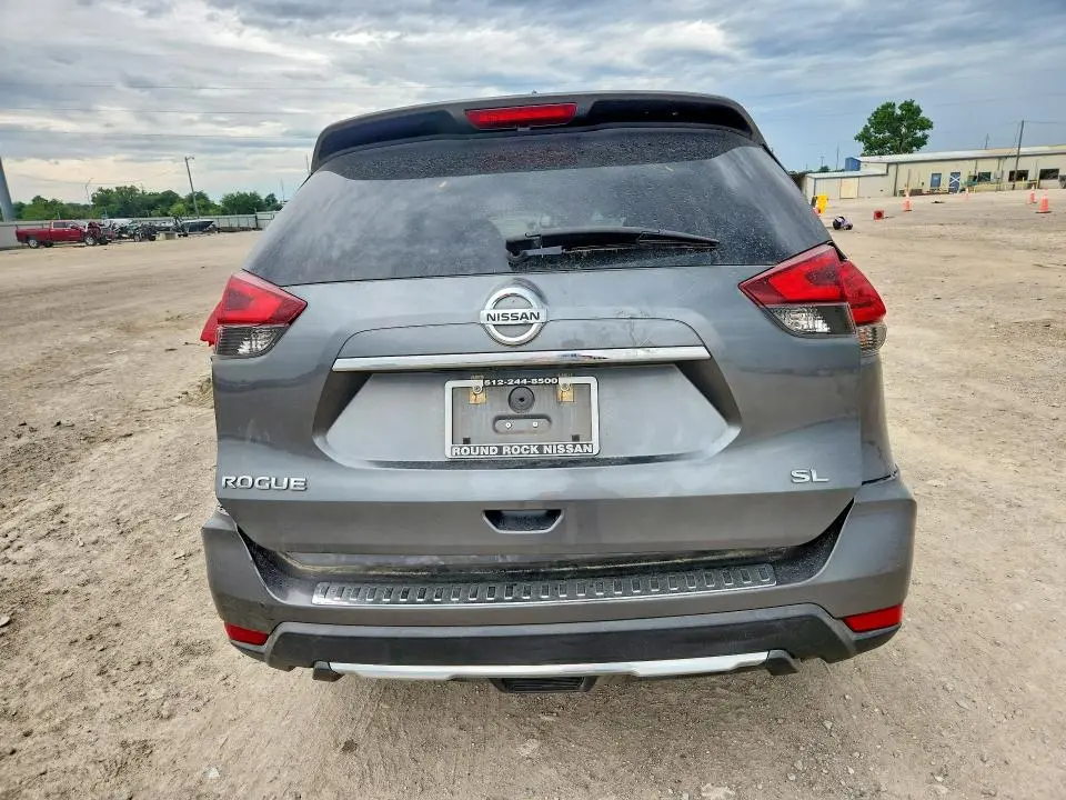 2017 NISSAN ROGUE SL  