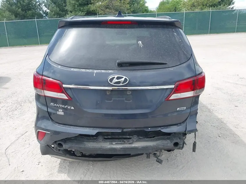2018 HYUNDAI SANTA FE SE