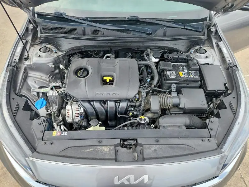 2023 KIA FORTE GT LINE  