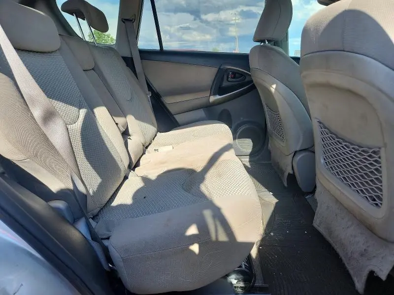 2011 TOYOTA RAV4 BASE  