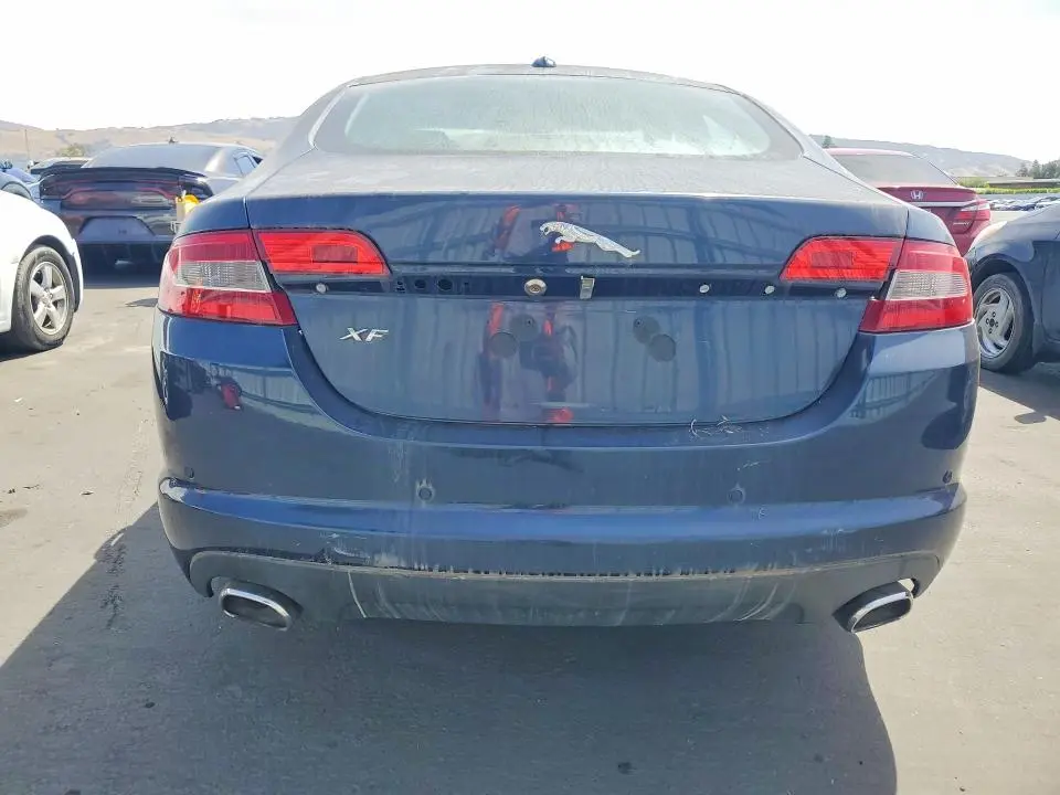 2010 JAGUAR XF PREMIUM  