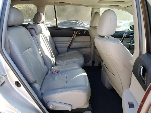 2013 TOYOTA HIGHLANDER LIMITED  