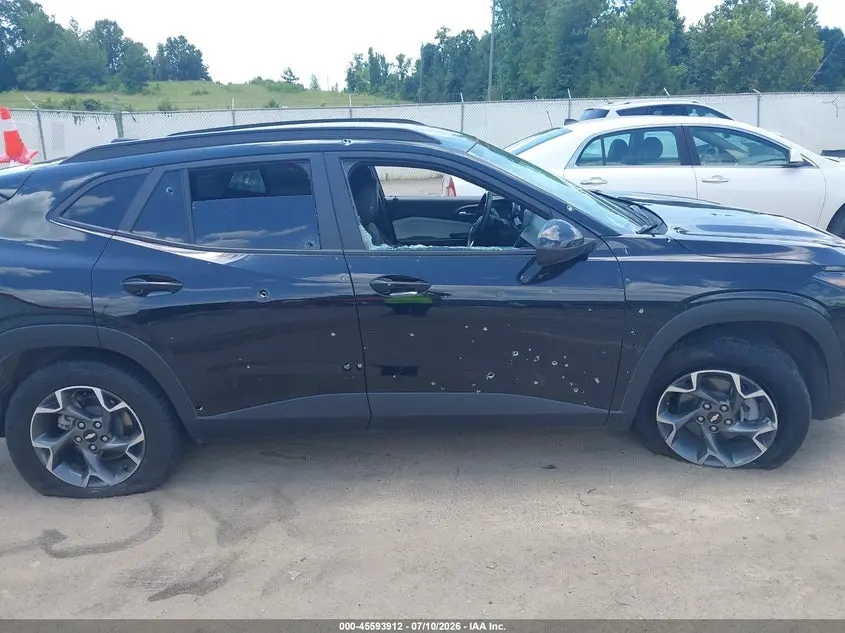 2024 CHEVROLET TRAX FWD LT