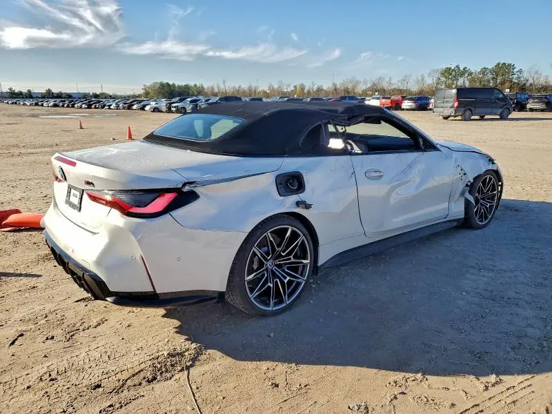 2022 BMW M4 COMPETITION  