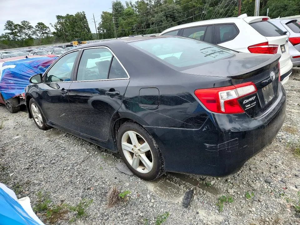 2012 TOYOTA CAMRY SE  