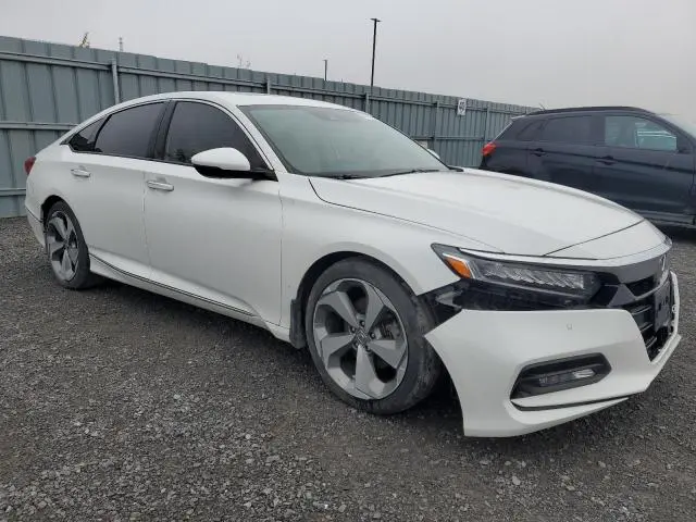 2019 HONDA ACCORD TOURING  