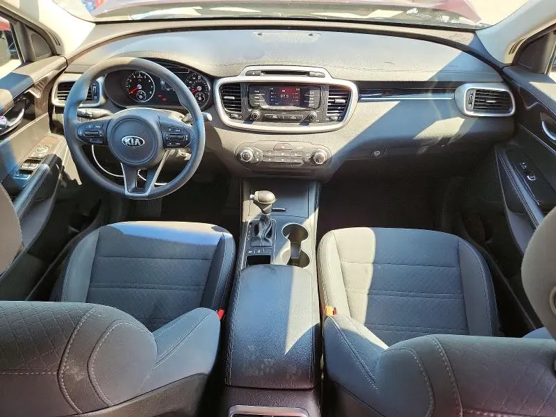 2018 KIA SORENTO LX V6  