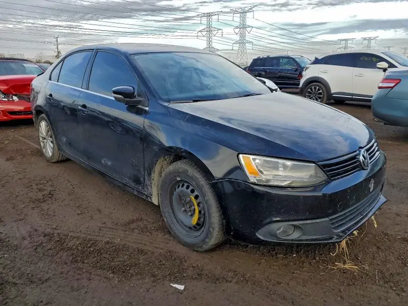 2011 VOLKSWAGEN JETTA SEL  