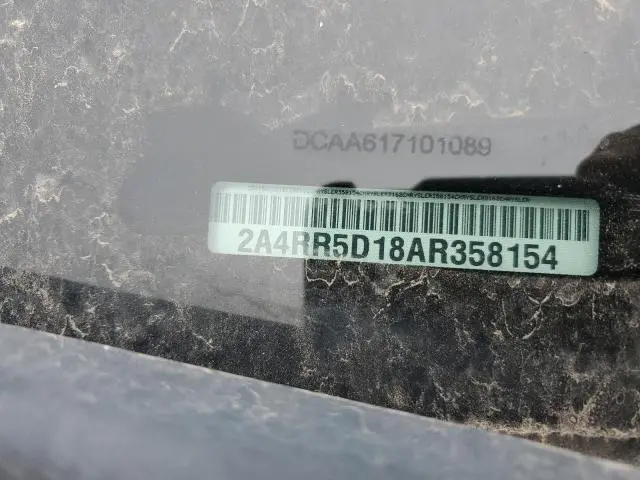 2010 CHRYSLER TOWN & COUNTRY TOURING  