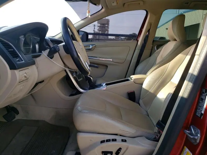 2015 VOLVO XC60 T5 PREMIER  