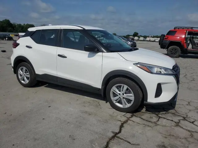 2024 NISSAN KICKS S  