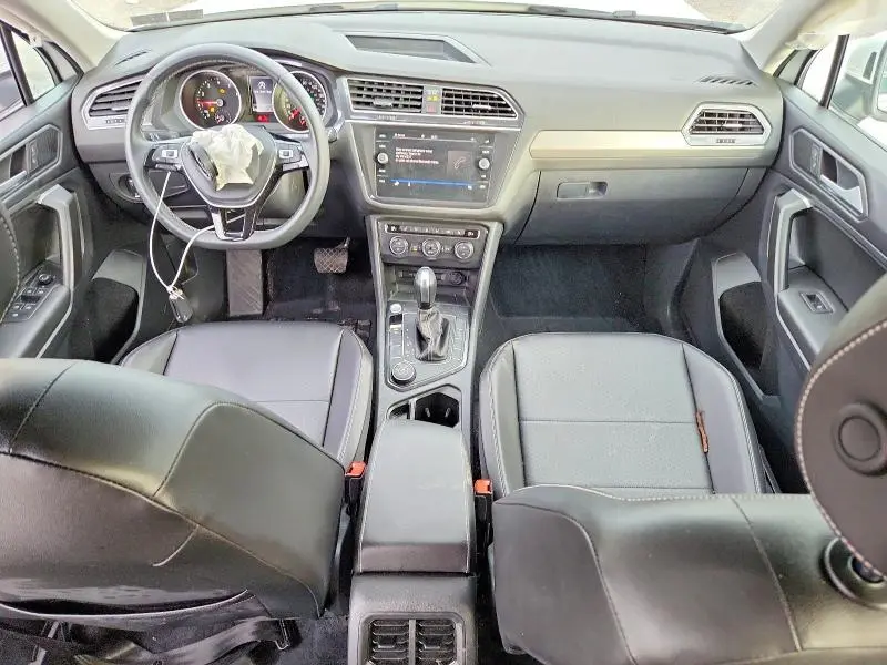 2021 VOLKSWAGEN TIGUAN SE  
